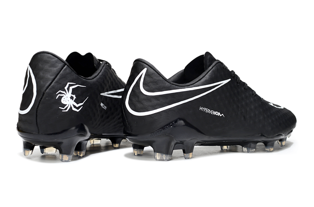 Hypervenom Phantom III FG - Black / White (Stealth Ops Pack)